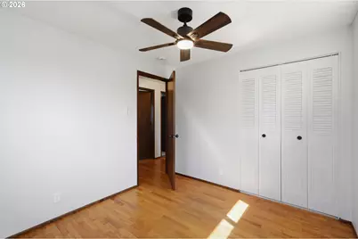 33626 Paiute Ln, Eugene, OR 97408 - Photo 16