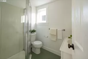 4057 N Borthwick Ave, Portland, OR 97227 - Photo 12