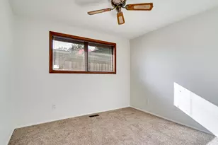 1012 NW Oakwood Cir, McMinnville, OR 97128 - Photo 24