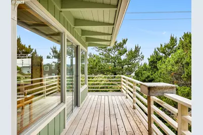 26765 Nedonna Ave, Rockaway Beach, OR 97136 - Photo 24