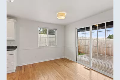 2297 SW 218th Dr, Beaverton, OR 97003 - Photo 12