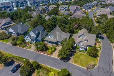220 SW 61st St, South Beach, OR 97366 - Photo 6