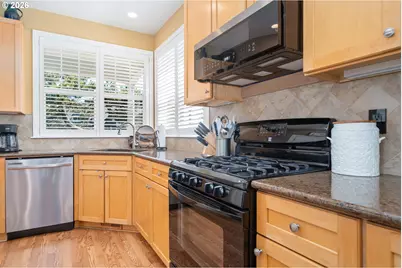 220 SW 61st St, South Beach, OR 97366 - Photo 18