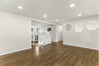 19139 Bedford Dr, Oregon City, OR 97045 - Photo 4