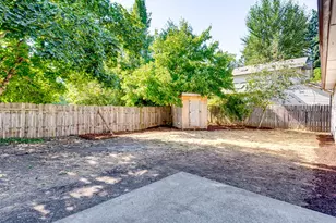 1065 Ridgefield Ct, Stayton, OR 97383 - Photo 8