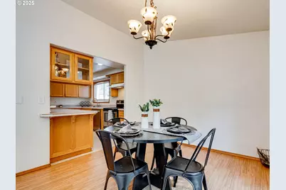 1065 Ridgefield Ct, Stayton, OR 97383 - Photo 4