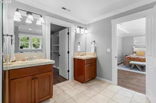 3742 NE Holman St, Portland, OR 97211 - Photo 22