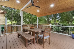 3742 NE Holman St, Portland, OR 97211 - Photo 40