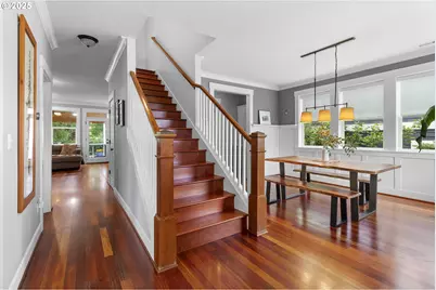 3742 NE Holman St, Portland, OR 97211 - Photo 6