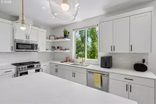 3920 N Montana Ave, Portland, OR 97227 - Photo 10