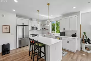 3920 N Montana Ave, Portland, OR 97227 - Photo 8