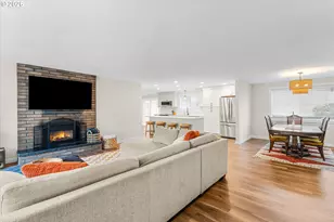 18605 Sunlite Ct, Gladstone, OR 97027 - Photo 4