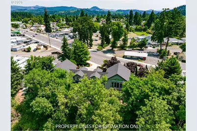 911 N 9th St, Cottage Grove, OR 97424 - Photo 6