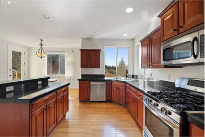 12606 NW Larry Ct, Portland, OR 97229 - Photo 14