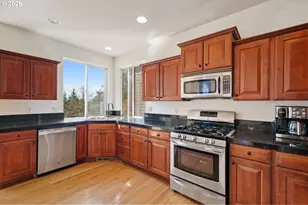 12606 NW Larry Ct, Portland, OR 97229 - Photo 16