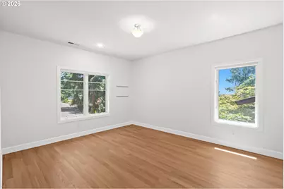 3352 SW Fairmount Ln, Portland, OR 97239 - Photo 36
