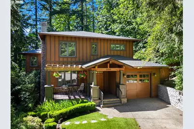 3352 SW Fairmount Ln, Portland, OR 97239 - Photo 2