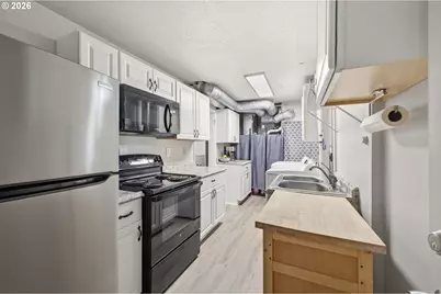16110 SE Clay St, Portland, OR 97233 - Photo 34