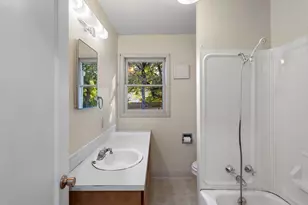 204 NE 114th Ave, Portland, OR 97220 - Photo 14