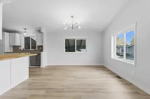 15768 SE Powell Blvd, Portland, OR 97236 - Photo 6