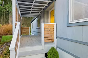 15768 SE Powell Blvd, Portland, OR 97236 - Photo 4