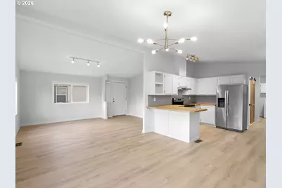 15768 SE Powell Blvd #12, Portland, OR 97236 - Photo 6