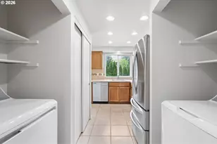 823 NE 132nd Ave, Vancouver, WA 98684 - Photo 6