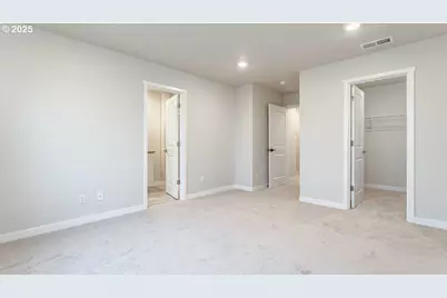 9501 SE Crystal Rose St, Happy Valley, OR 97086 - Photo 22