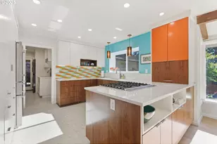 2703 Glen Eagles Rd, Lake Oswego, OR 97034 - Photo 14