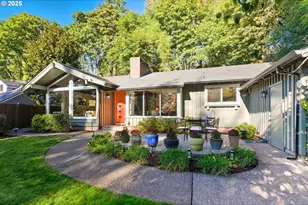 2703 Glen Eagles Rd, Lake Oswego, OR 97034 - Photo 2