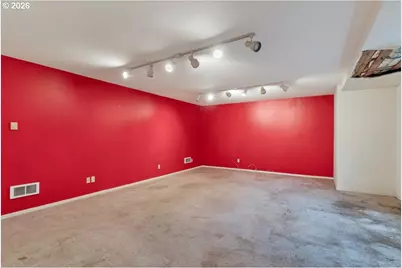 112 NE Green Ct, Albany, OR 97321 - Photo 22