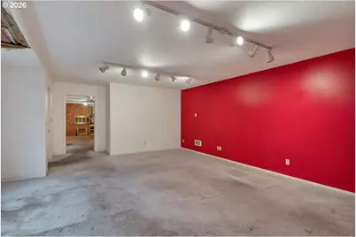 112 NE Green Ct, Albany, OR 97321 - Photo 24