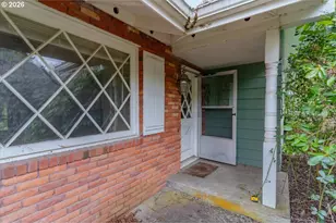 112 NE Green Ct, Albany, OR 97321 - Photo 4