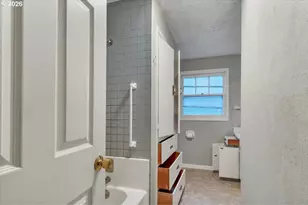 112 NE Green Ct, Albany, OR 97321 - Photo 36