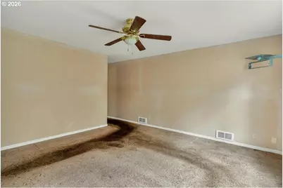 112 NE Green Ct, Albany, OR 97321 - Photo 32