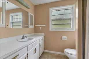 112 NE Green Ct, Albany, OR 97321 - Photo 34