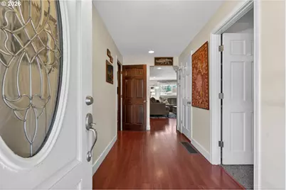 14758 SE Raintree Ct, Milwaukie, OR 97267 - Photo 2