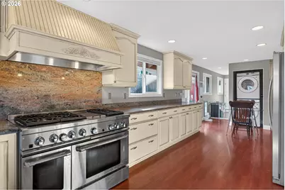 14758 SE Raintree Ct, Milwaukie, OR 97267 - Photo 8