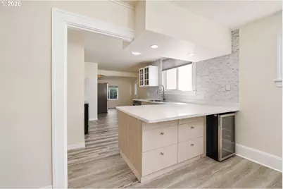 2424 NE 102nd Ave, Portland, OR 97220 - Photo 6