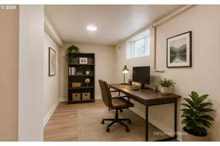 2424 NE 102nd Ave, Portland, OR 97220 - Photo 20