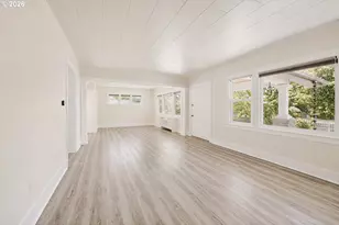 2424 NE 102nd Ave, Portland, OR 97220 - Photo 12