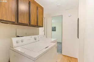 906 SW Alder St, Dundee, OR 97115 - Photo 22