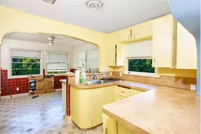 4021 SE 91st Ave, Portland, OR 97035 - Photo 8