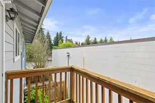 3925 SW Multnomah Blvd, Portland, OR 97219 - Photo 32