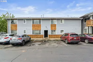 3925 SW Multnomah Blvd, Portland, OR 97219 - Photo 2