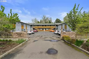 3925 SW Multnomah Blvd, Portland, OR 97219 - Photo 1