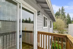 3925 SW Multnomah Blvd, Portland, OR 97219 - Photo 30