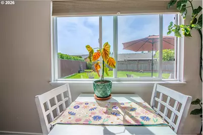 1121 Cedar Pl, Creswell, OR 97426 - Photo 18