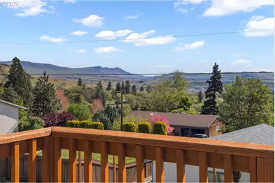 1151 W Pine St, The Dalles, OR 97058 - Photo 34