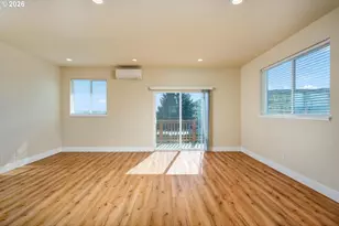 1151 W Pine St, The Dalles, OR 97058 - Photo 12